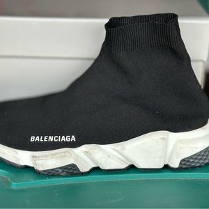 Balenciaga seedrunners